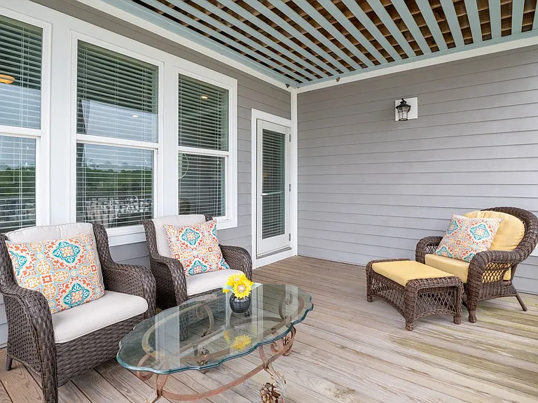 200 Annie Dr — Photo 16