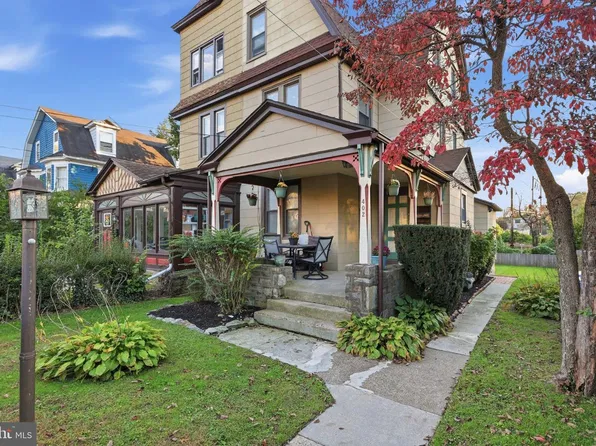 402 W Mount Carmel Ave, Glenside, PA 19038
