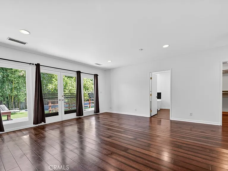 13047 Dickens St — Photo 14