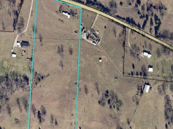 327 Falling Springs Church Rd, Bonnieville, KY 42713