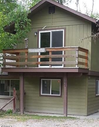4th image of 107 2nd St W