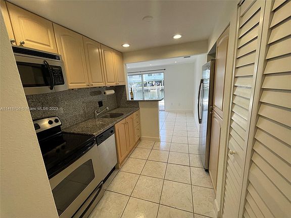 2nd image of 3868 NE 169th St APT 103