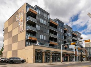 301 E 10th St NW #304, Calgary, AB T2N1V5
