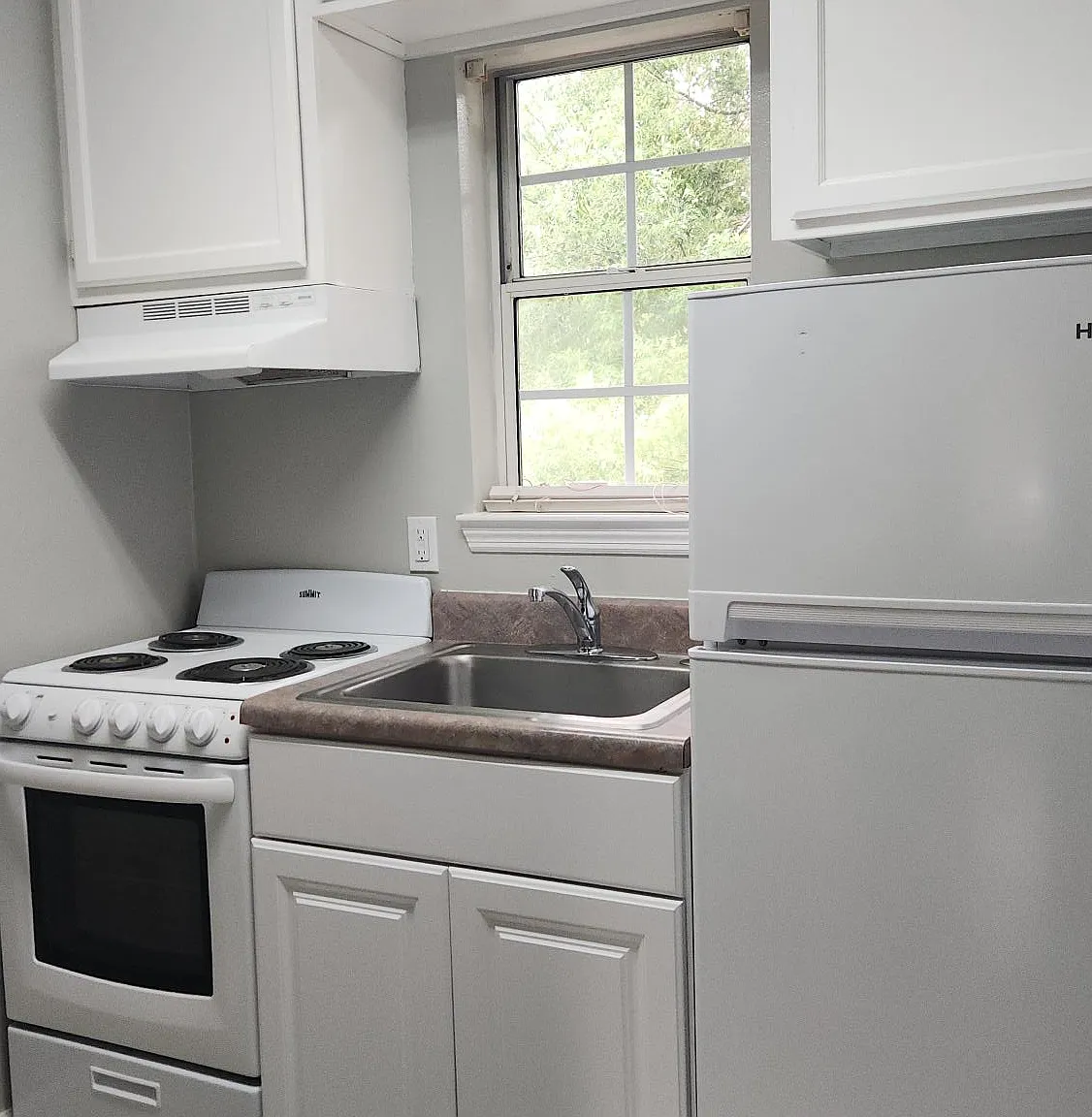 Garland Studio Apartments - 17 — Photo 4