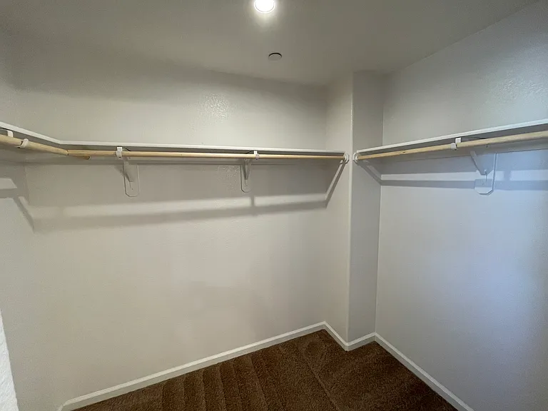 385 Ostrander Ave — Photo 21