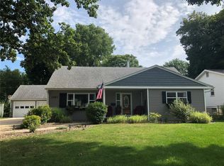 1287 29th St NE, Cedar Rapids, IA 52402