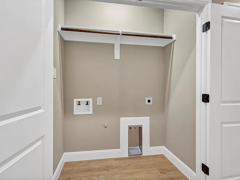 406 Lakeview St #A — Photo 13