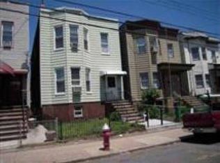 106 Bleecker St, Jersey City, NJ 07307