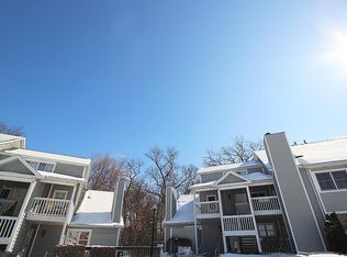 1520 N Oak Hill Dr UNIT L-5, South Bend, IN 46637