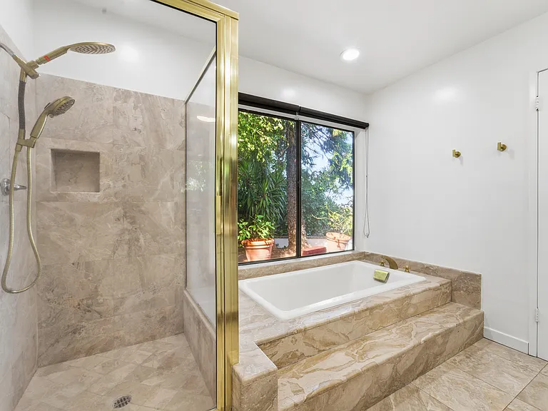 3329 Dona Rosa Dr — Photo 17