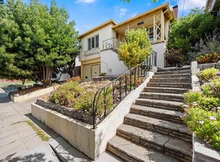 10536 Sheldon St, Oakland, CA