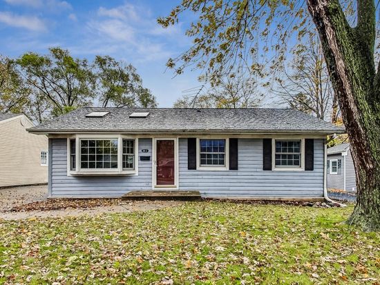 215 S Pierce Ave, Wheaton, IL 60187