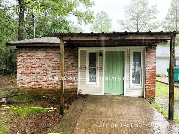 14507 Tanning Rd N, Maumelle, AR 72113