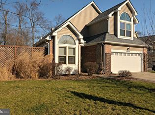 14223 Greenview Dr, Laurel, MD 20708