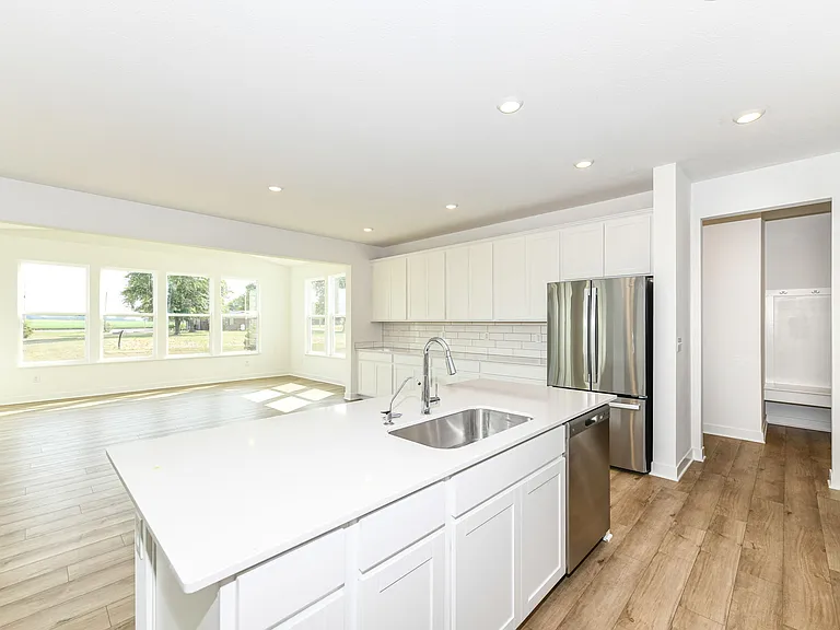 5155 Summerton St — Photo 12