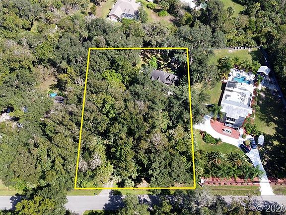 4th image of 475 Wildwood Dr