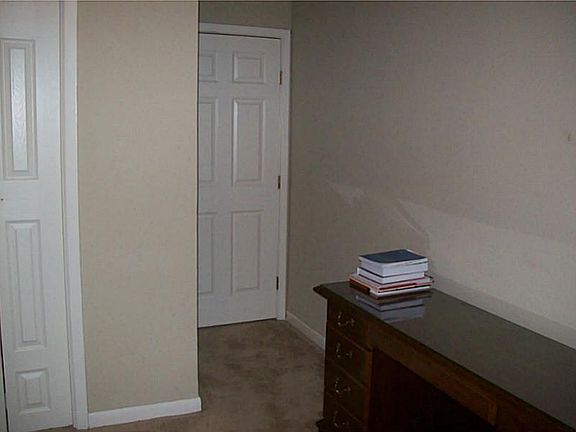 5th image of 9469 Wardlow Dr