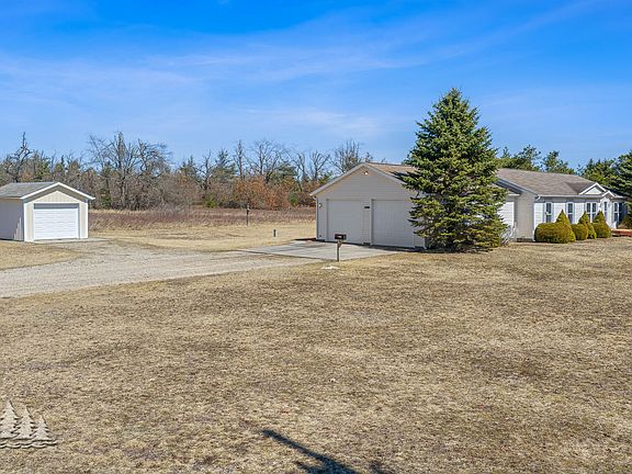 2nd image of 5756 County Road 612