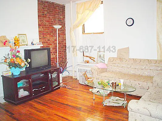 Rented by Chartwell Forest Hills Realty | media 2