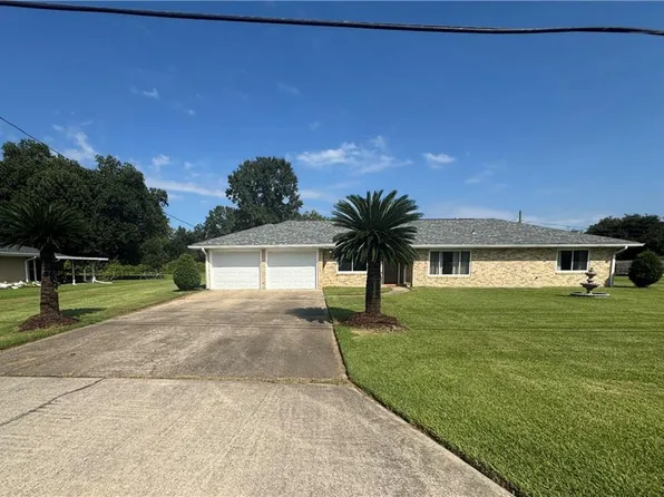 336 Plantation Rd, Hahnville, LA 70057