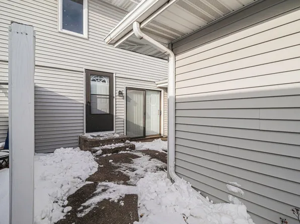 2617 Knollwood Dr, Crown Point, IN 46307