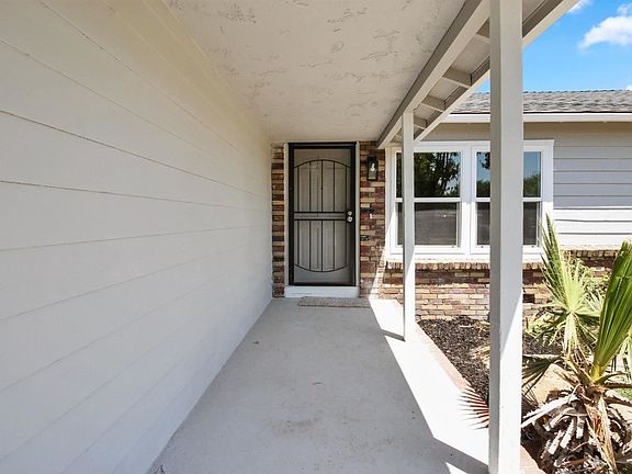 4th image of 1212 Florette Ave