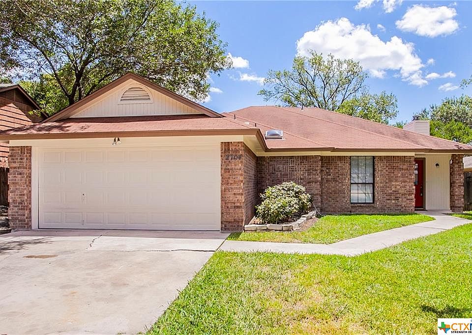 1st image of 2704 Brook Haven Cir