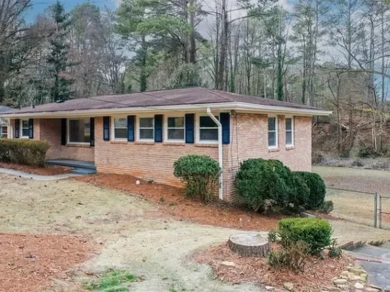 628 Skipper Dr NW — Photo 14