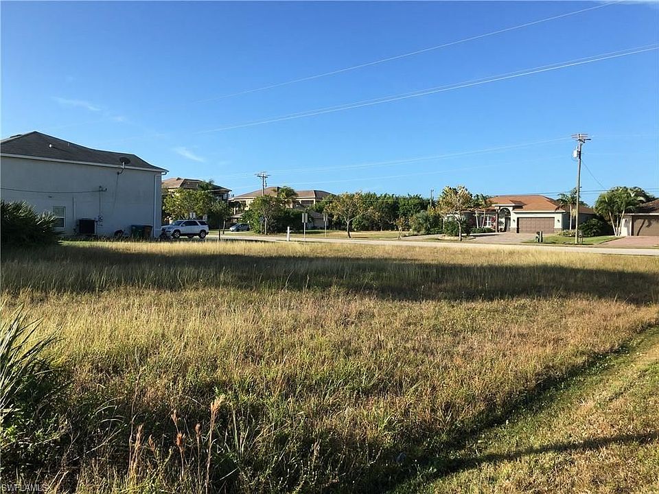 1st image of 3705 Agualinda Blvd