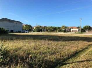 3705 Agualinda Blvd, Cape Coral, FL 33914