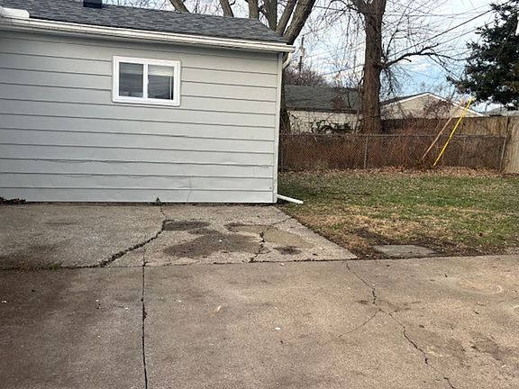 4th image of 4429 Camden Ave