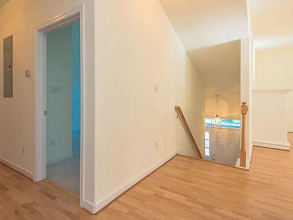 4th image of 4104 San Marco Dr #G
