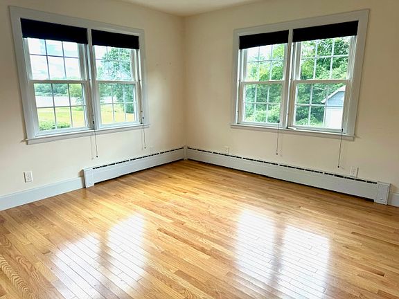 3rd image of 7 Spofford St