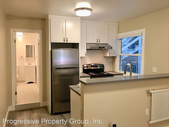3rd image of 1664 Washington St APT 7