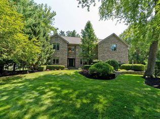 719 Waldens Pond Rd, Albany, NY 12203