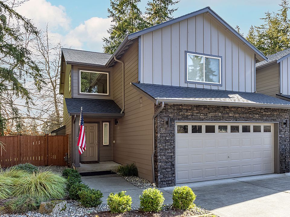 1st image of 1819 Larch Way