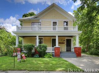 218 Prospect Ave NE, Grand Rapids, MI 49503