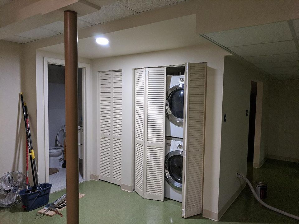 Private laundry closet!