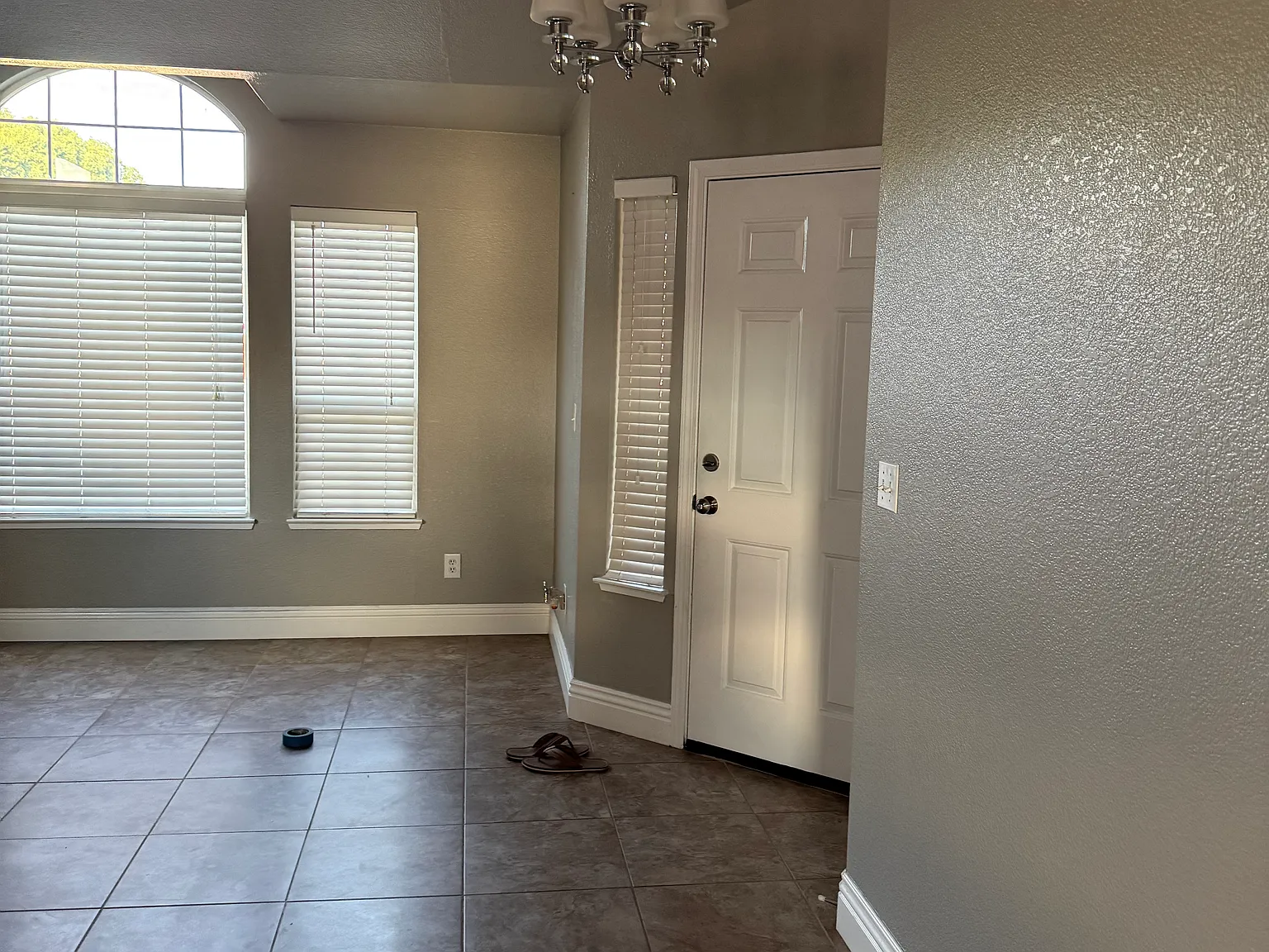 4 bed, 1854 sqft, $2,650 — Photo 4