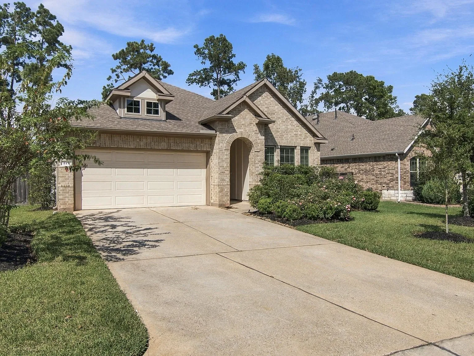3 bed, 2.0 bath, 1685 sqft, $2,500 — Photo 3