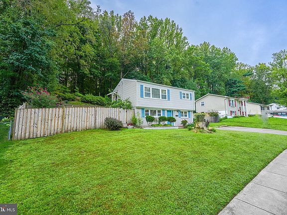 4th image of 3939 Forestdale Ave