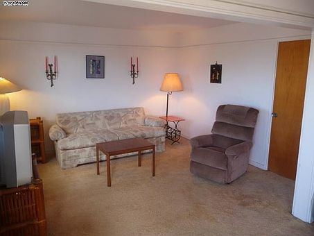 5th image of 2158 Main St Unit 701-703