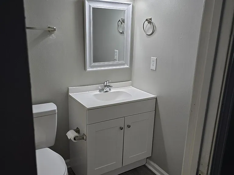 115 Howell Way #1 — Photo 3
