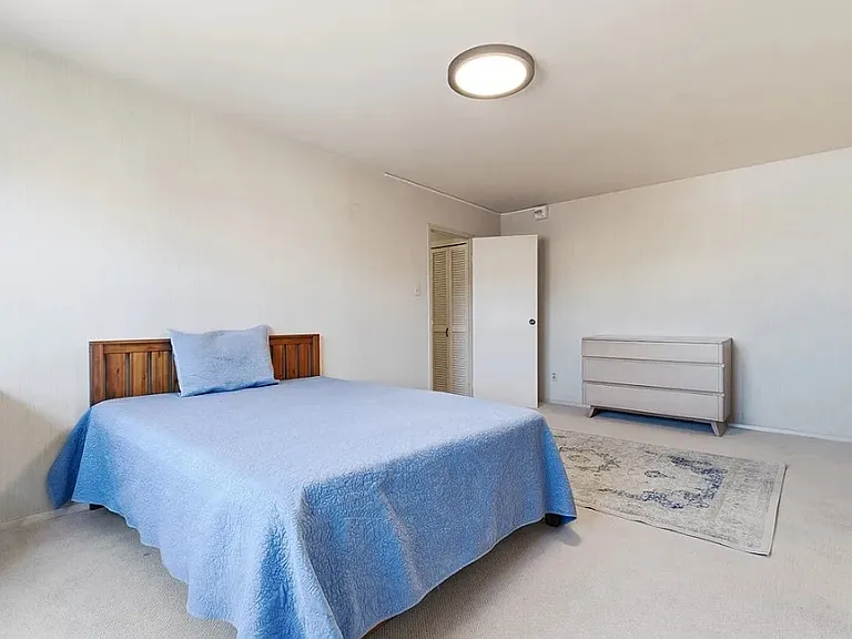 144 N Dithridge St #814 — Photo 1
