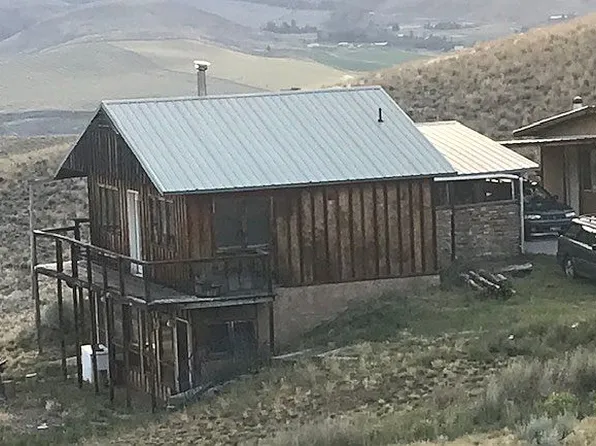 33 Sunflower Rd, Salmon, ID 83467