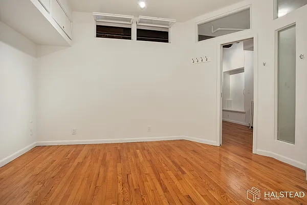 Rented by Brown Harris Stevens | media 8