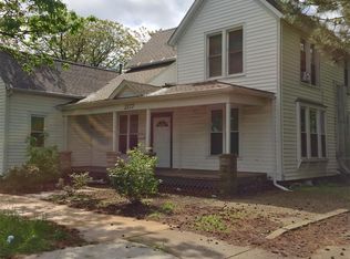 207 E Clark St APT 2, Champaign, IL 61820