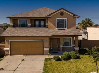 118 Desert Palm Dr, Laredo, TX 78045