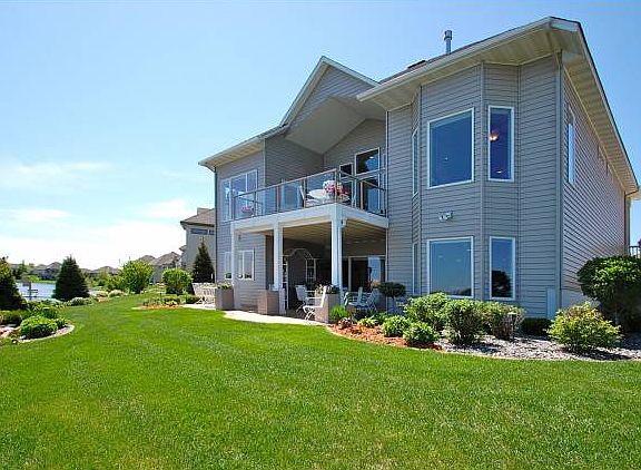 2nd image of 11841 Dunkirk Cir NE