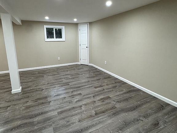 5th image of 266 Osprey Dr